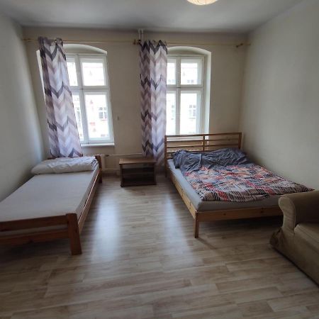 Przestronny Apartament Dla Czterech Osob Lägenhet Wrocław Exteriör bild