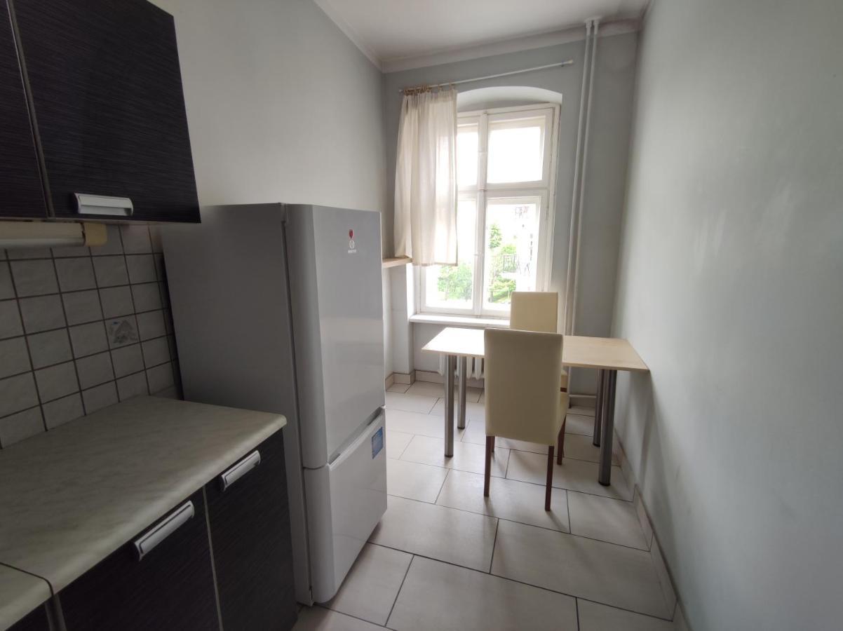 Przestronny Apartament Dla Czterech Osob Lägenhet Wrocław Exteriör bild